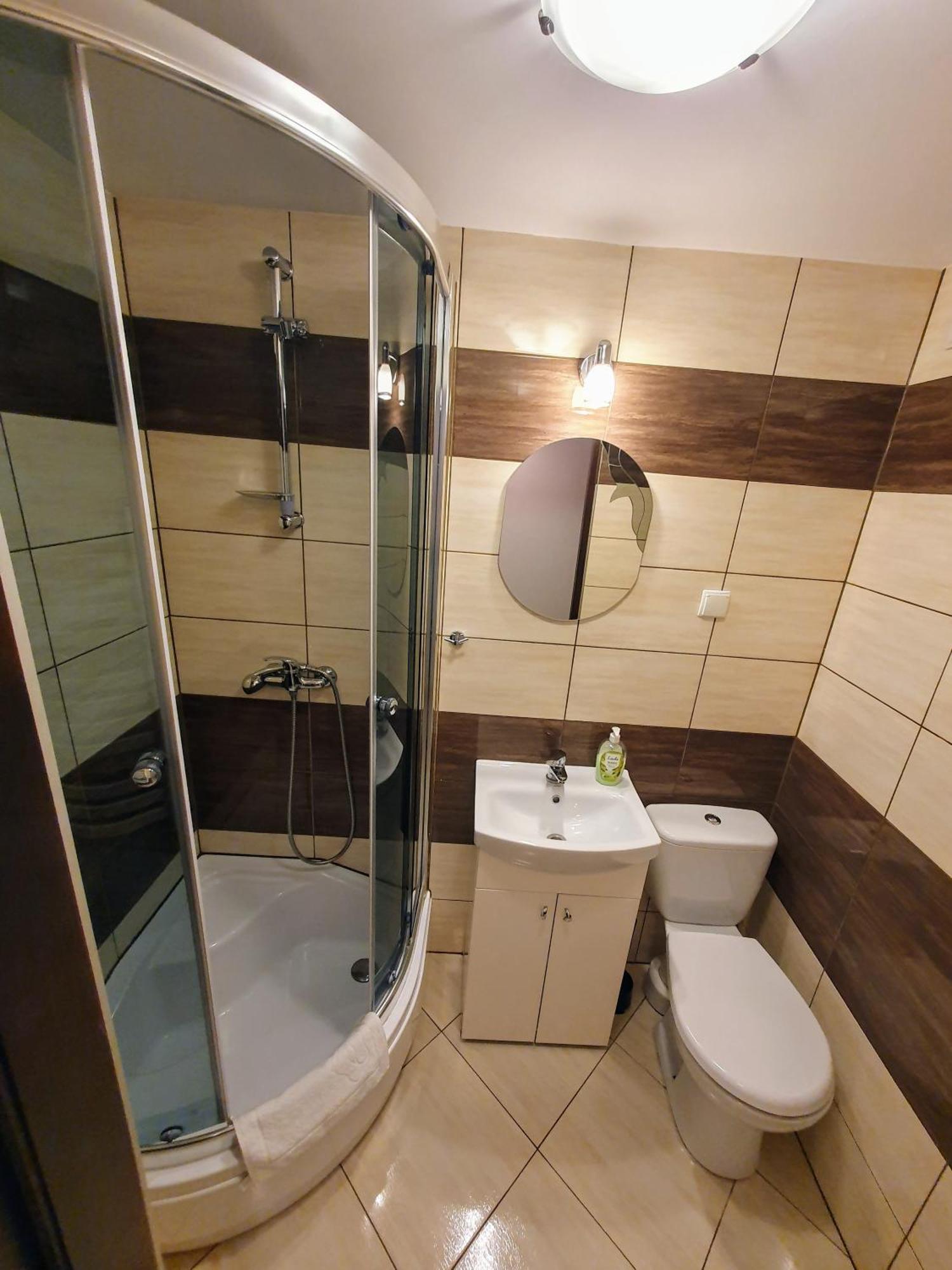 Asteria Homestay *